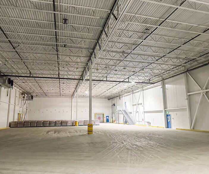 More Photos Of 2121 Browning Rd, Delano Refrigeration Cold Storage For Sale