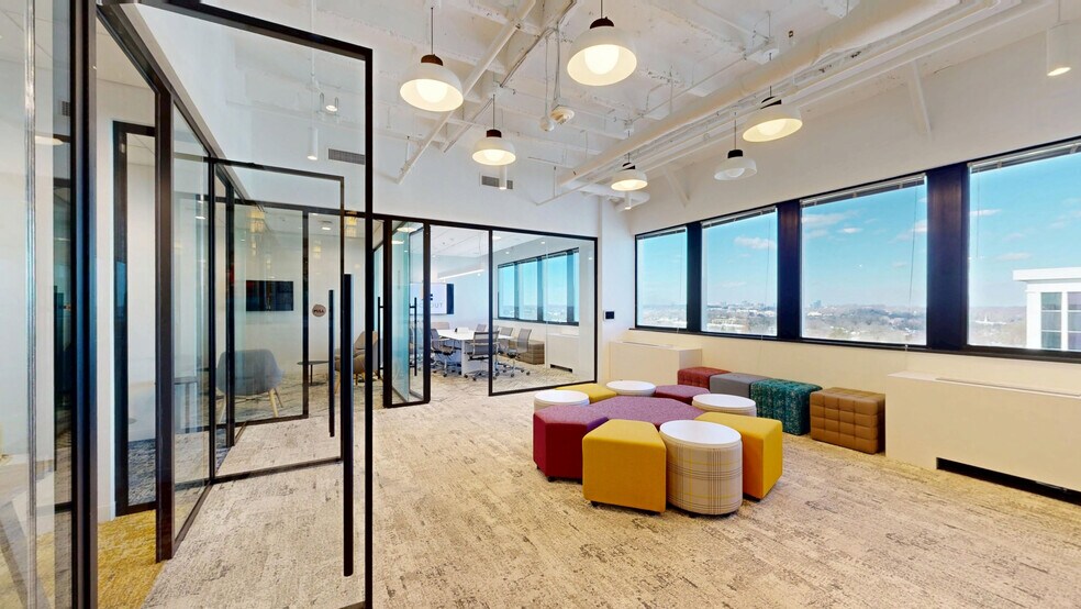 More Photos Of 6400 Arlington Blvd, Falls Church Unknown For Lease