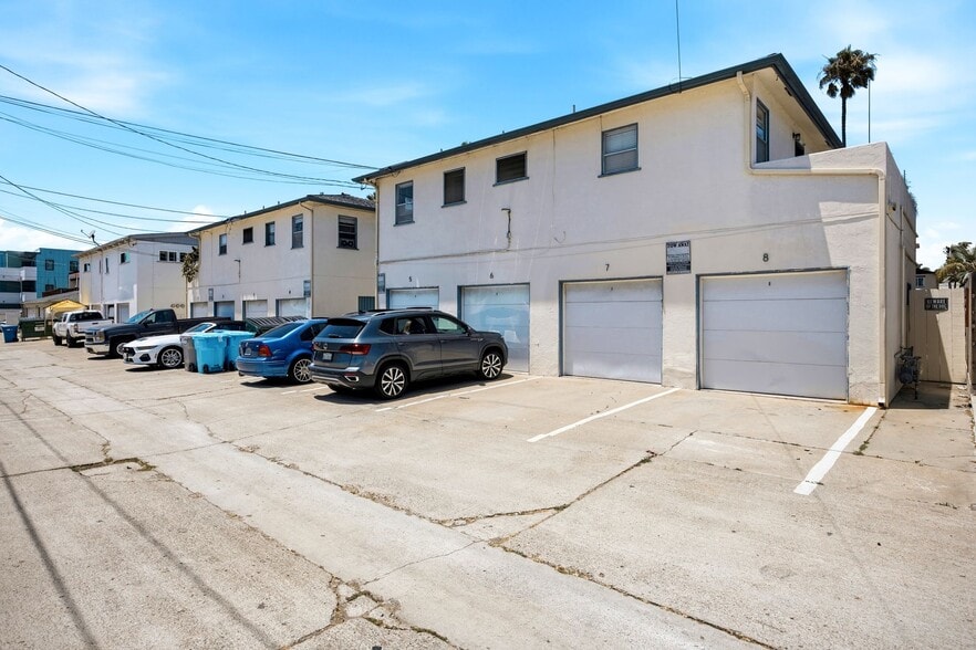 More Photos Of 1057 Grand Ave, San Diego Apartments For Sale
