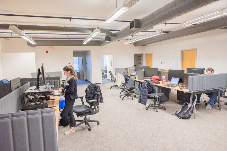 More Photos Of 16-18 Ann St, Norwalk Loft Creative Space For Lease