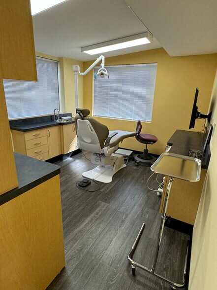 More Photos Of 505 John Fitch Hwy, Fitchburg General Retail For Lease