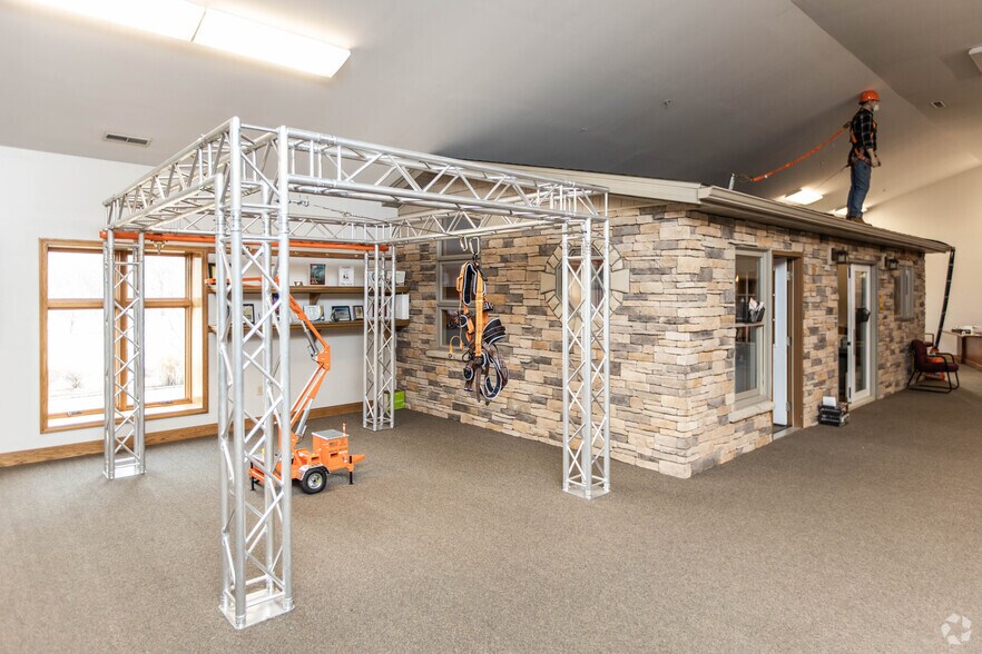 More Photos Of 210 13th St, Malta Manufacturing For Lease