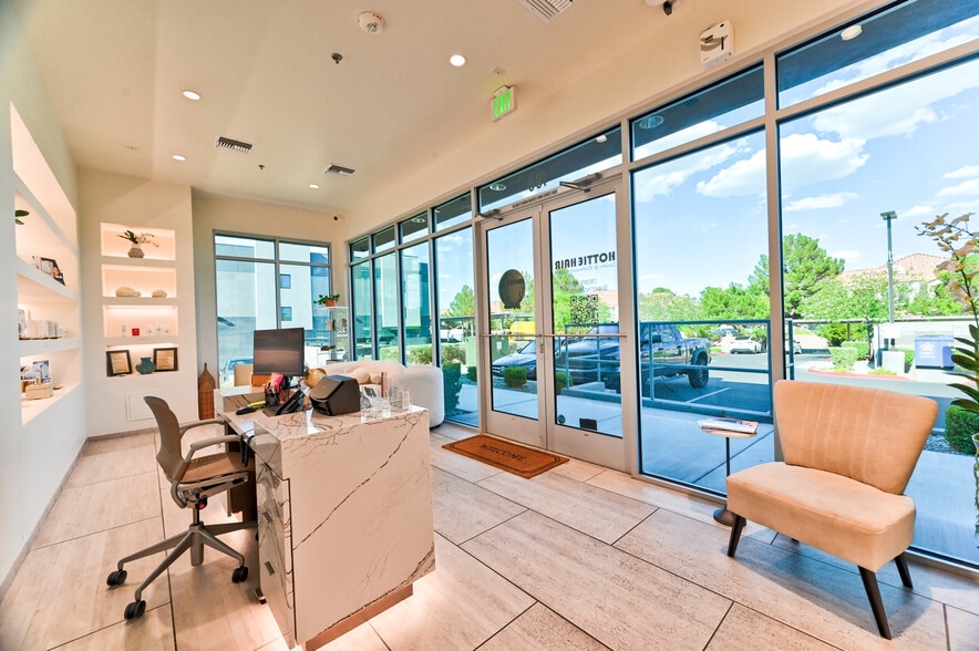 More Photos Of 5770 S Durango Dr, Las Vegas Medical For Sale