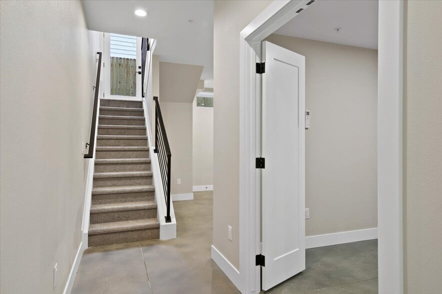 More Photos Of 1327 Jersey St, Denver Apartments For Sale