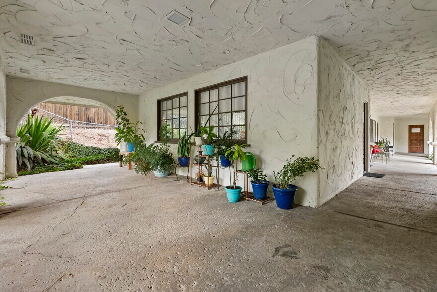 More Photos Of 970 Petit Ave, Ventura Medical For Lease