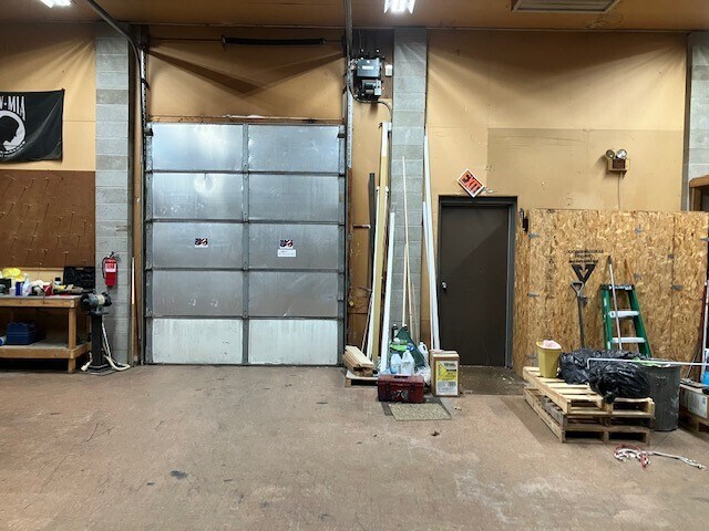 More Photos Of 1505 Elkhart Rd, Goshen Freestanding For Sale