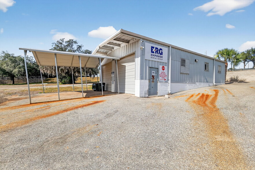More Photos Of 1033 Hooks St, Clermont Warehouse For Sale