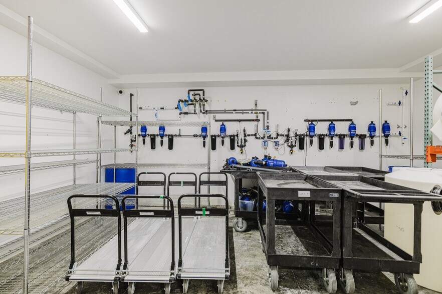 More Photos Of 1120 Hacienda Ranch Rd, Wells Truck Terminal For Sale