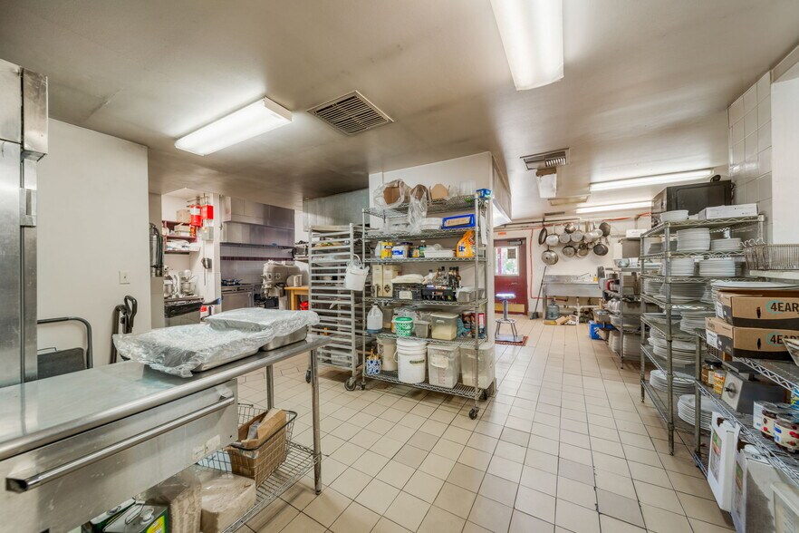 More Photos Of 4 County Road 124, Hesperus Restaurant For Sale