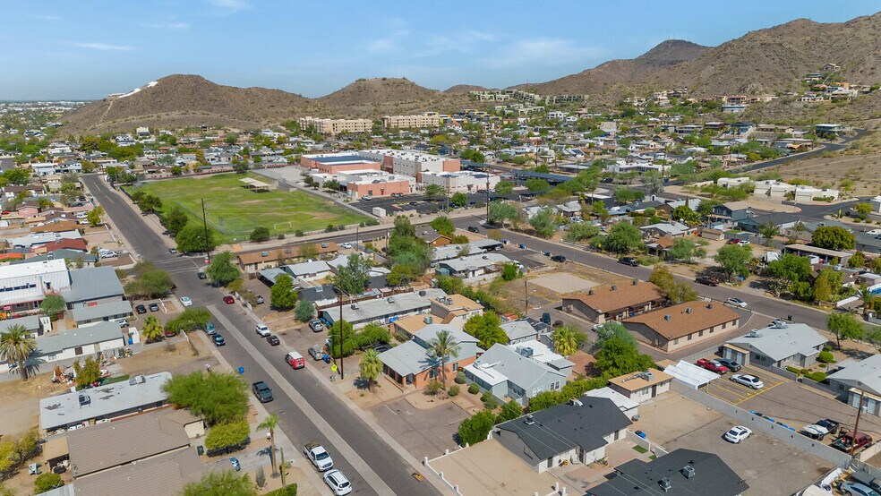 More Photos Of 316 E Vogel Ave, Phoenix Apartments For Sale