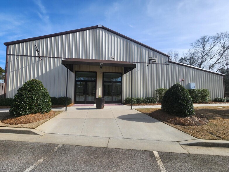 More Photos Of 232 Bordeaux Dr, Thomson Specialty For Sale