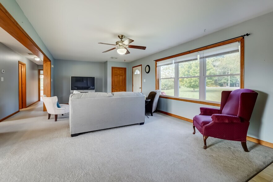 More Photos Of 1262 Fitzpatrick Rd, Auburn Specialty For Sale