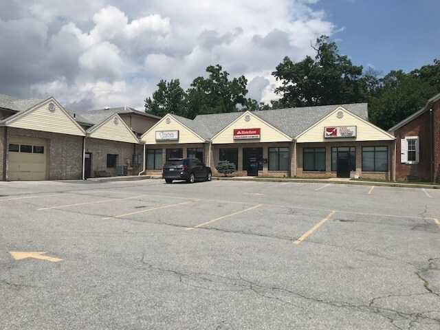 More Photos Of 1645-1655 Hausman Rd, Allentown Storefront Retail Office For Lease