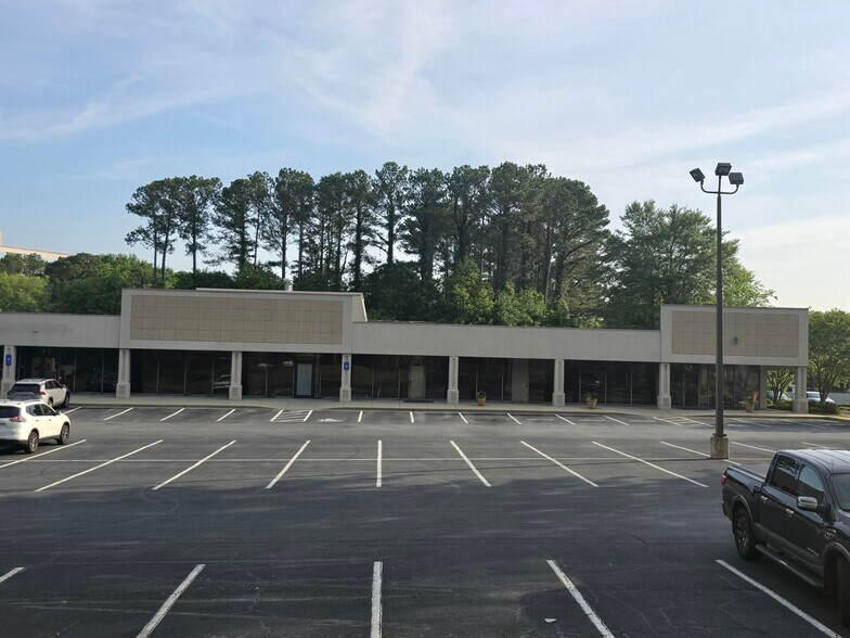More Photos Of 3320 Holcomb Bridge Rd, Peachtree Corners Office Residential For Lease