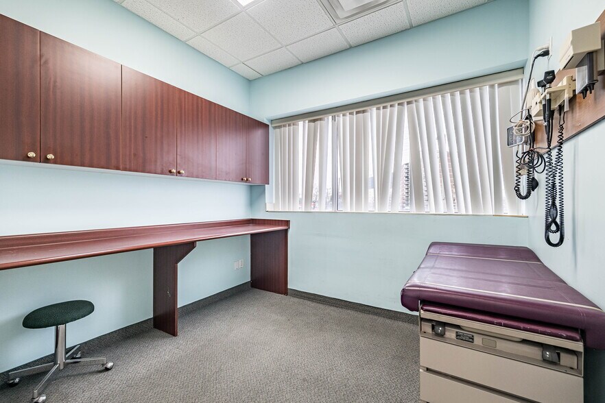 More Photos Of 1625 Albion Rd, Toronto Medical For Sale