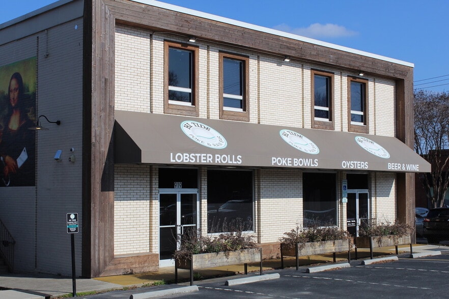 More Photos Of 919 S Mcdowell St, Charlotte Freestanding For Lease