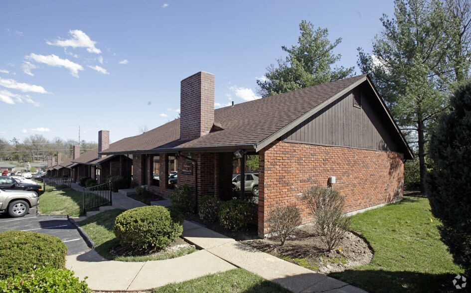Primary Photo Of 160-182 Clarkson Executive Park, Ellisville Office For Sale