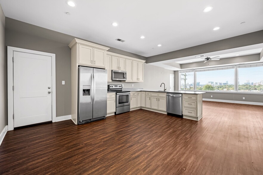 More Photos Of 320 S Highland Ave, Baltimore Apartments For Sale