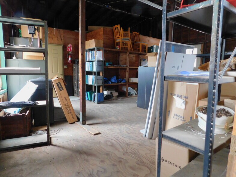 More Photos Of 448 Manville Rd, Pleasantville Office Residential For Sale