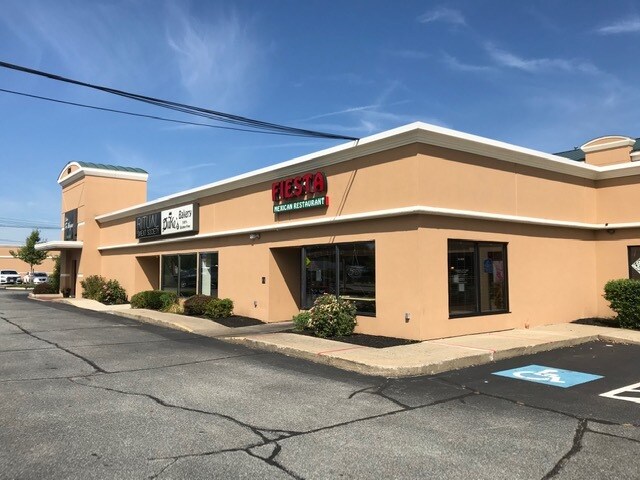 More Photos Of 634 State Rd, Dartmouth General Retail For Lease