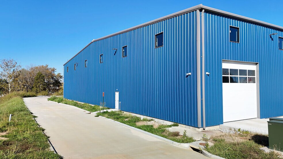 More Photos Of 8989 Weier Rd, Pevely Industrial For Sale