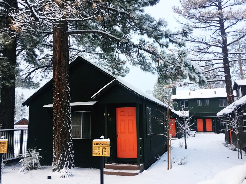 More Photos Of 214 Lagunita Ln, Big Bear Lake Hotel For Sale