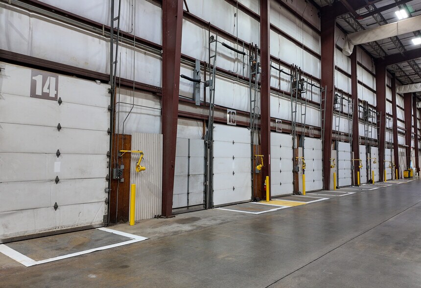 More Photos Of 100 Quality Park Dr, Beresford Manufacturing For Sale