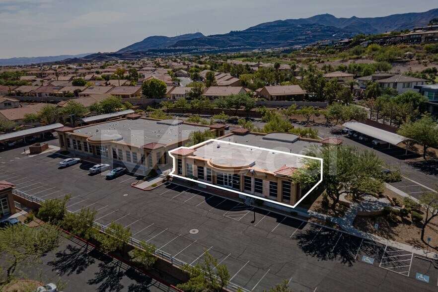 More Photos Of 1669 W Horizon Ridge Pky, Henderson Office For Sale