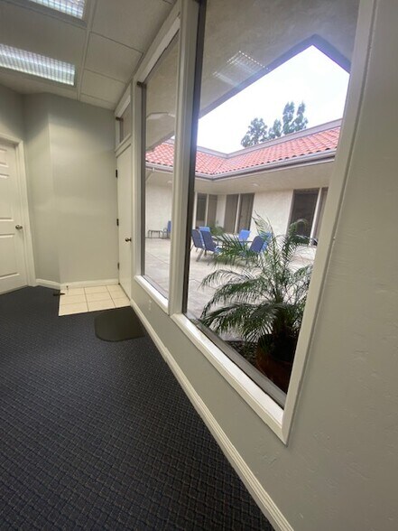 More Photos Of 17561 17th St, Tustin Office For Lease
