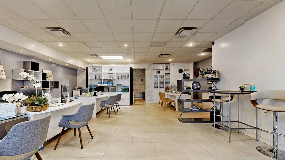 More Photos Of 1784 Jane St, Toronto Storefront Retail Office For Sale