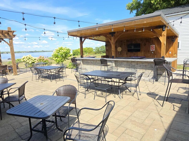 More Photos Of 1702 Ford St, Ogdensburg Specialty For Sale