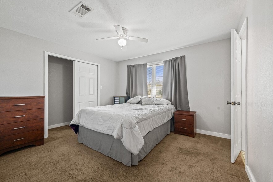 More Photos Of 9225 N Palafox St, Pensacola Office Residential For Sale