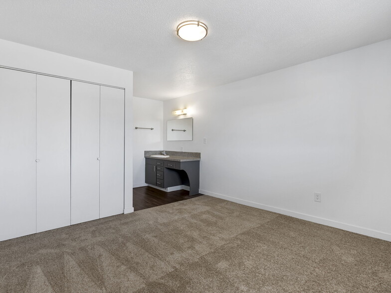 More Photos Of 210 Bethel St NE, Olympia Apartments For Sale