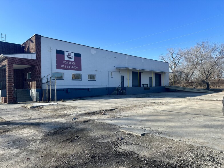 Primary Photo Of 1310 Guinotte Ave, Kansas City Warehouse For Lease