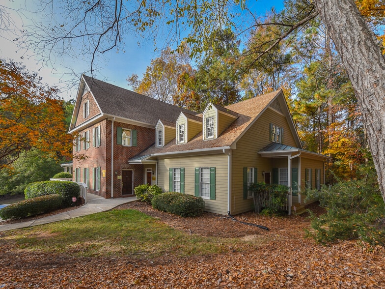 More Photos Of 5561 McNeely Dr, Raleigh Office For Lease
