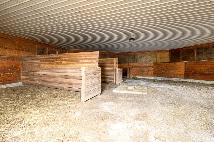 More Photos Of 12298 Croton Rd, Croton Specialty For Sale