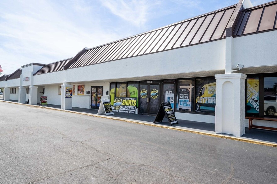 More Photos Of 10110-10156 US Highway 19, Port Richey Unknown For Lease