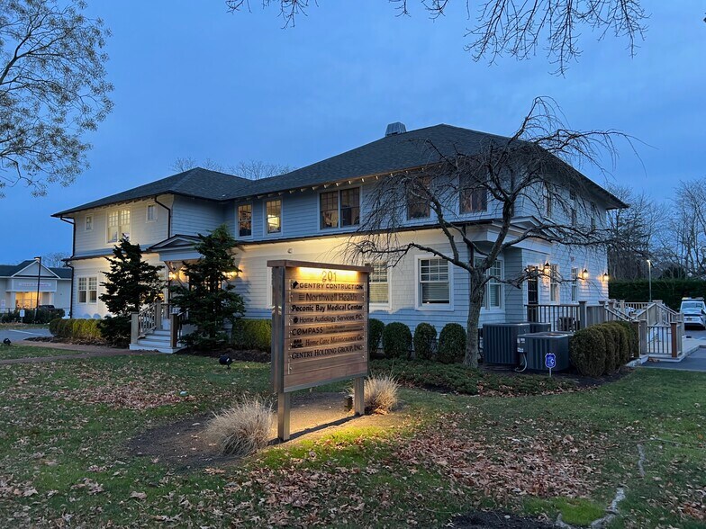More Photos Of 201 Montauk Hwy, Westhampton Beach Office For Lease