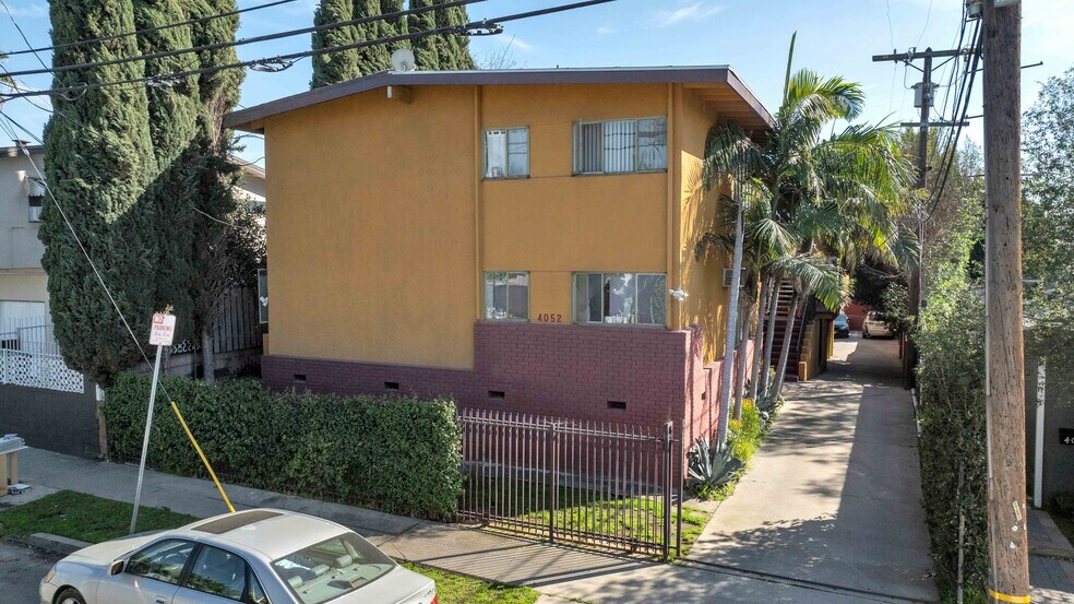 Primary Photo Of 4052 Chevy Chase Dr, Griffith Apartments For Sale