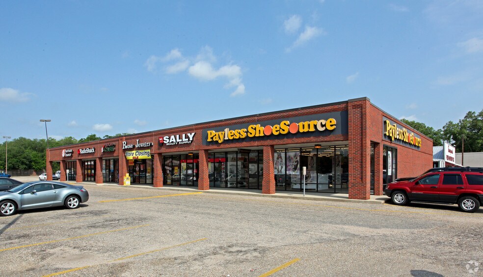 More Photos Of 705 43 Hwy, Saraland Unknown For Lease