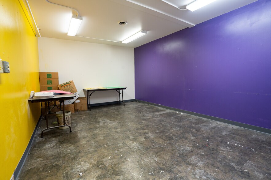 More Photos Of 21 1/2 W Main St, South Vienna Post Office For Sale