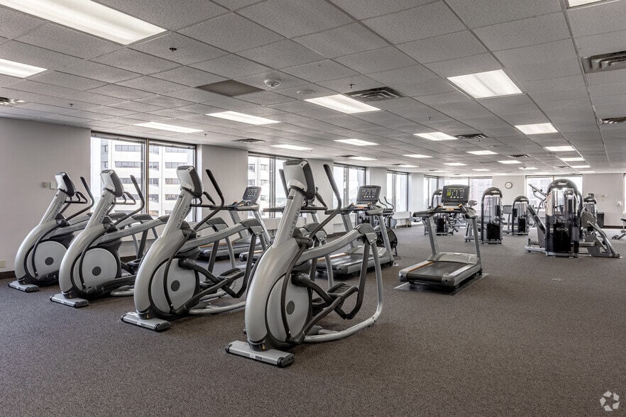 More Photos Of 101 5th St E, Saint Paul Office For Sale