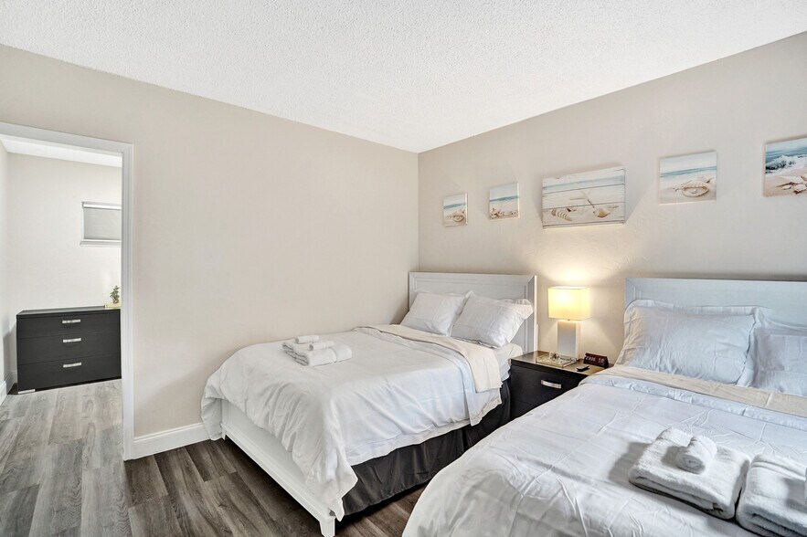 More Photos Of 729-731 SW 4th Ct, Fort Lauderdale Apartments For Sale