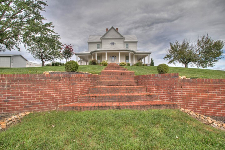 More Photos Of 1917 Valley Home Rd, Dandridge Specialty For Sale