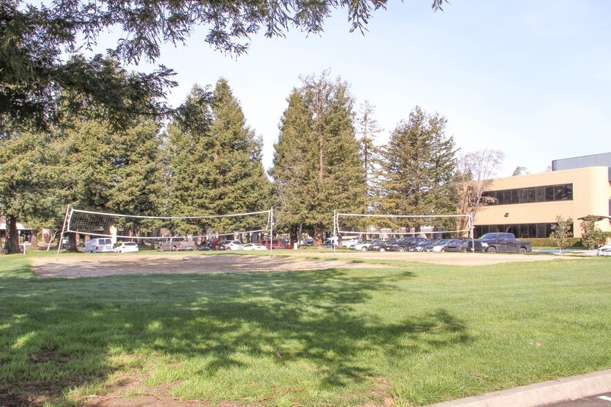 More Photos Of 1310 Redwood Way, Petaluma Medical For Lease