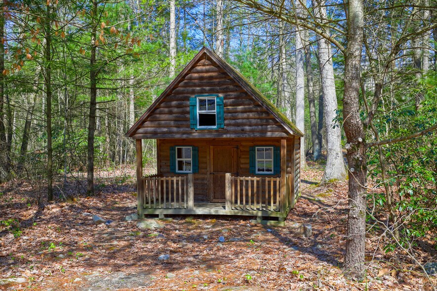 More Photos Of 160-166 Mossy Oak Ln, Mifflinburg Sports And Entertainment For Sale