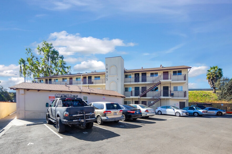 More Photos Of 16925 Prairie Ave, Torrance Apartments For Sale