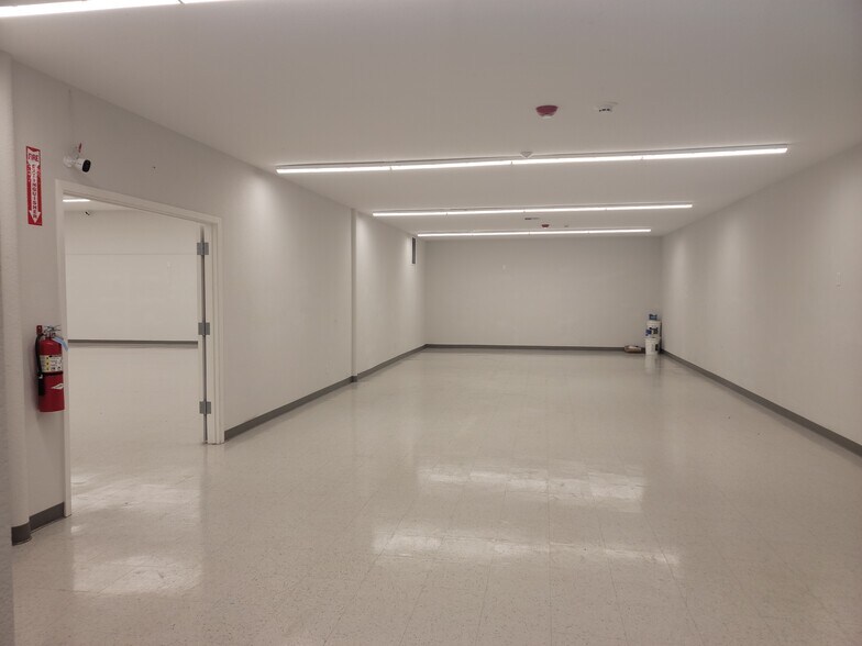 More Photos Of 415 Grass Valley Hwy, Auburn Freestanding For Lease