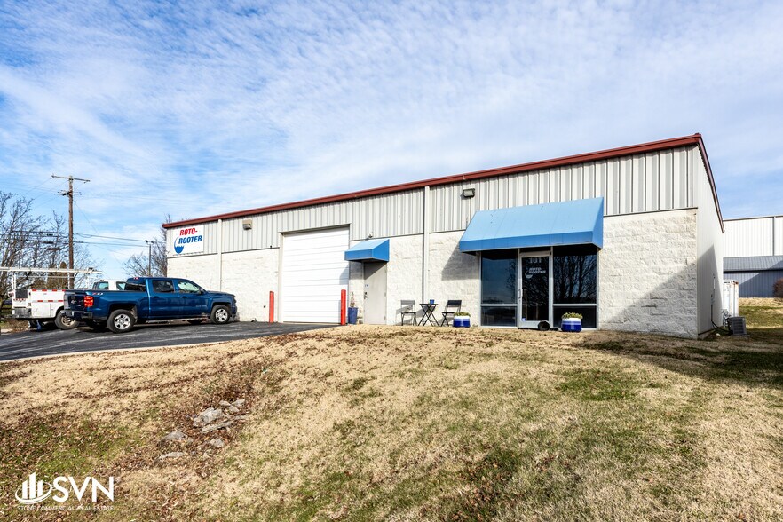 More Photos Of 101 Kemper Dr, Nicholasville Warehouse For Sale