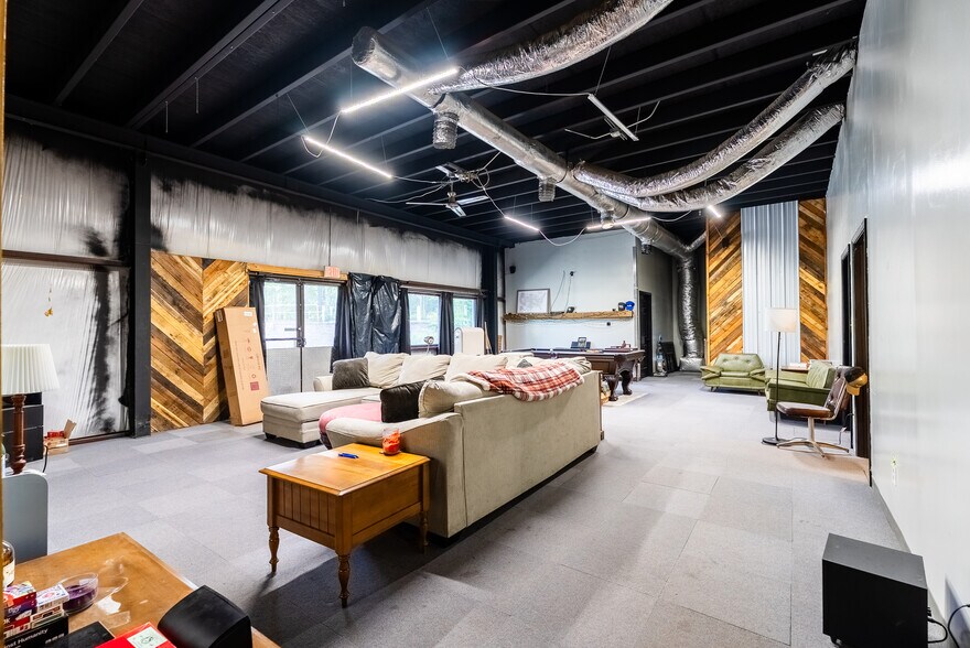 More Photos Of 5141 Roane State Hwy, Rockwood Warehouse For Sale